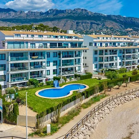 Anamare Seafront Duplex *